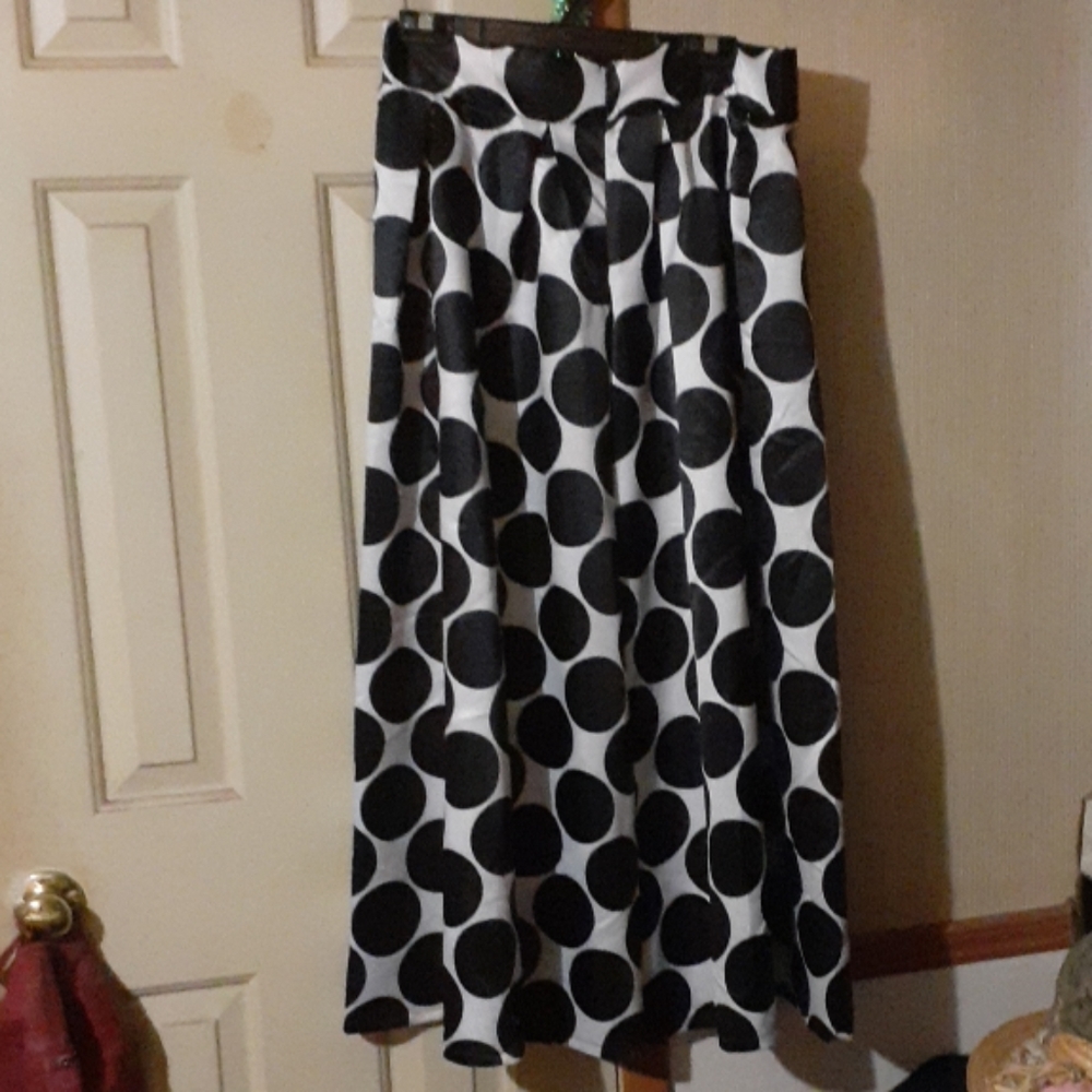 POKADOT SKIRT